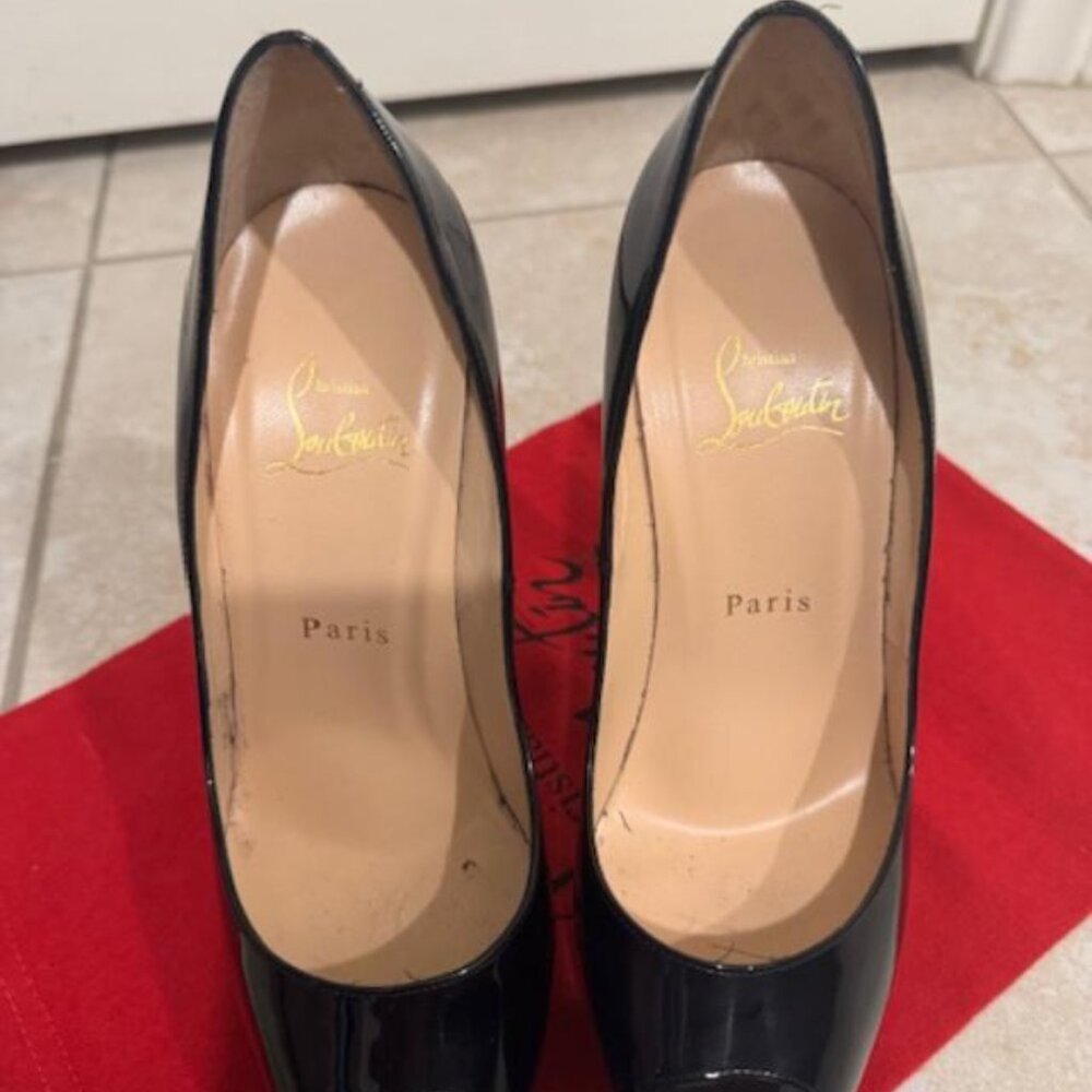 Christian Louboutin Black Patent Peep Toe Pumps 38.5 | 6” Heel Red Sole - Picture 5 of 9